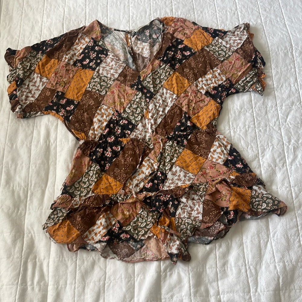 Patchwork romper , short sleeved and shorts